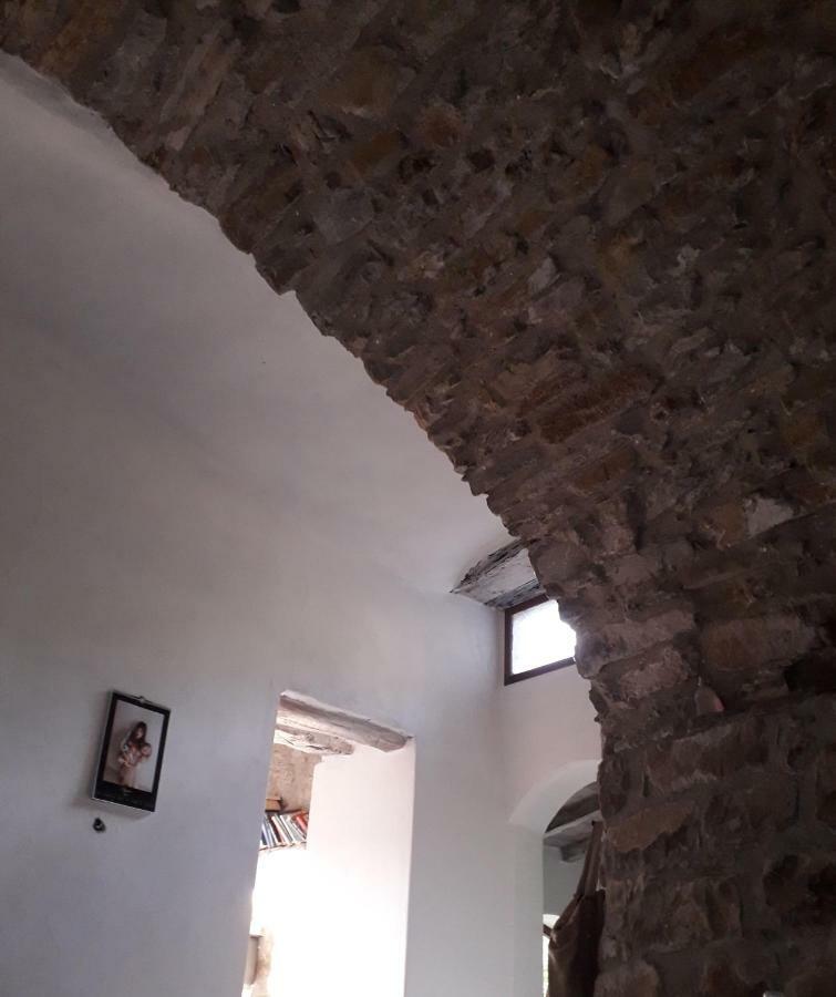 Moki Apricale Villa Kültér fotó