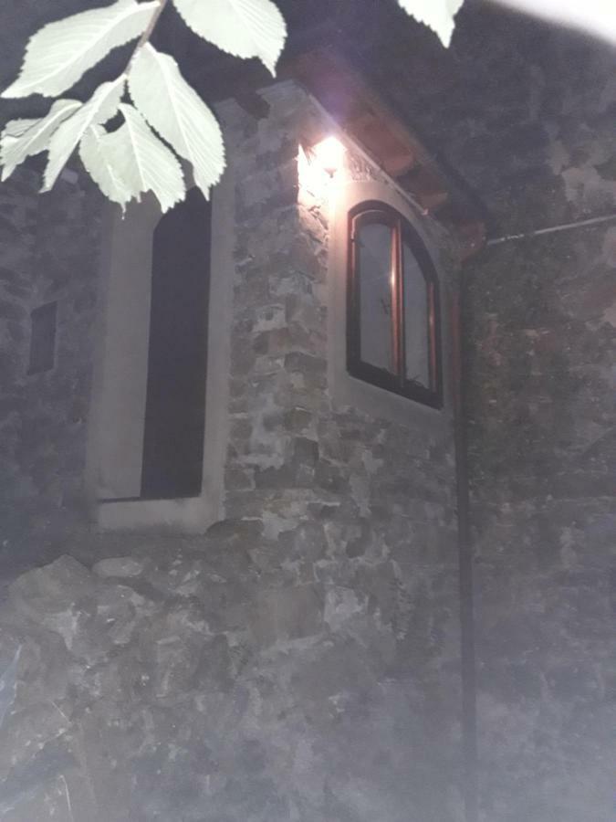 Moki Apricale Villa Kültér fotó